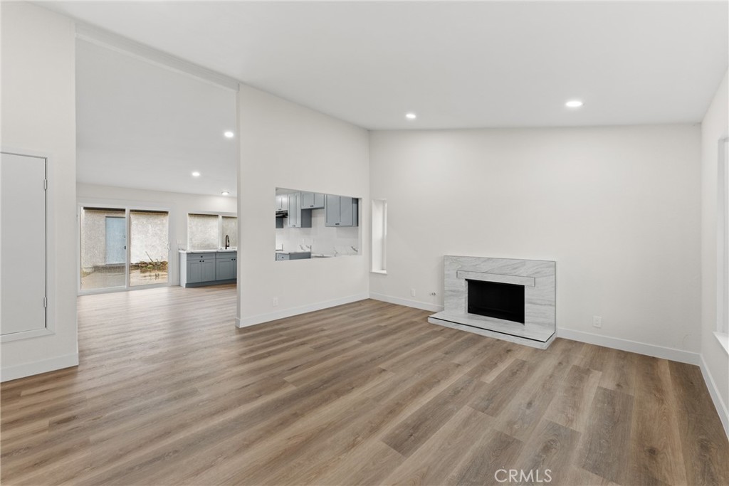 1365 W Etiwanda Avenue