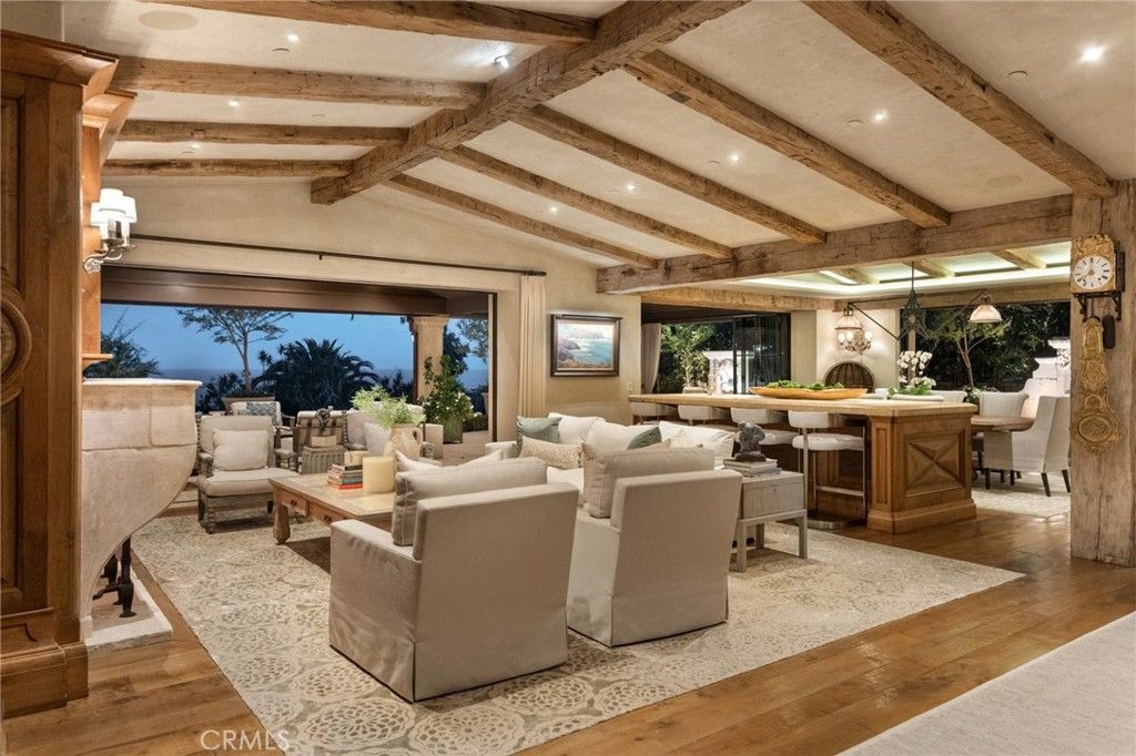 Photo of 15 Montage Way, Laguna Beach, CA 92651 (MLS # LG26135878)