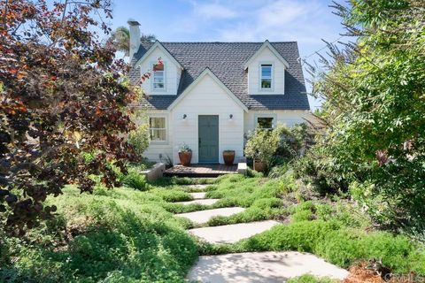 Photo of 561 N Rios Ave Ave, Solana Beach, CA 92075 (MLS # NDP2602328)