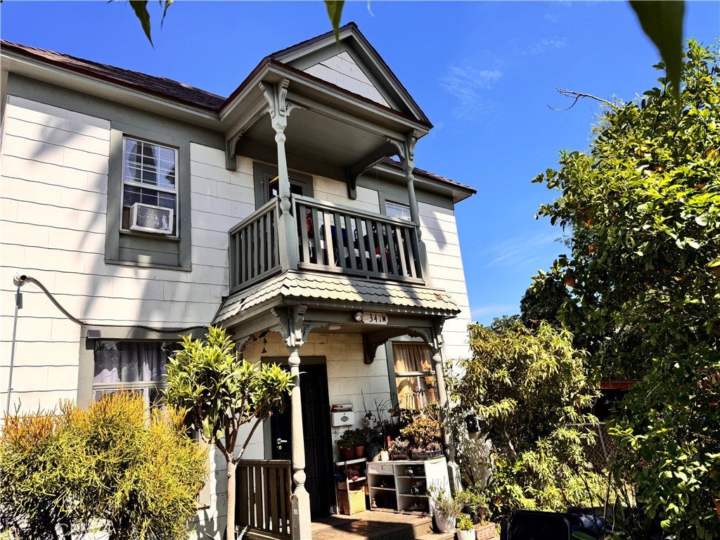341 W Cypress