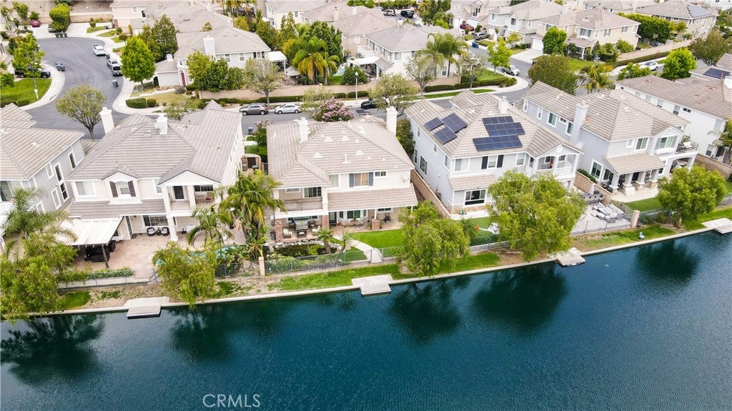 28 Lakeside