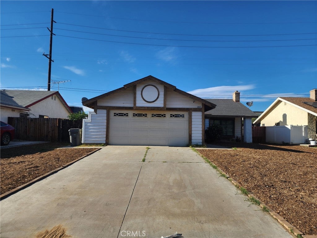 25606 Vista Famoso