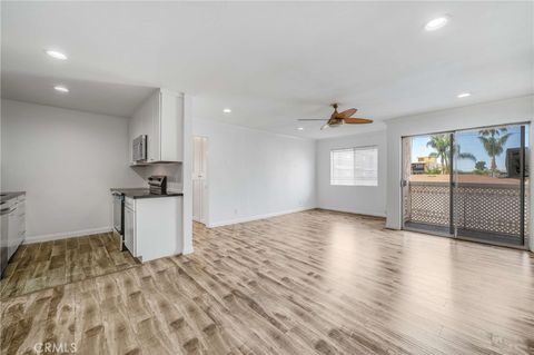 3565 Linden Long Beach CA 90807