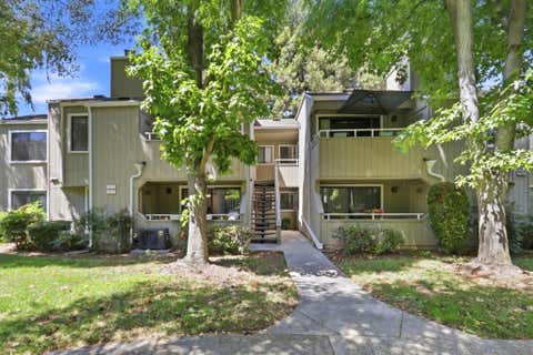 Photo of 1672 Braddock Court, San Jose, CA 95125 (MLS # ML82054408)