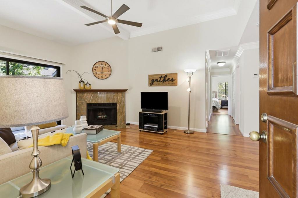 1672 Braddock Court