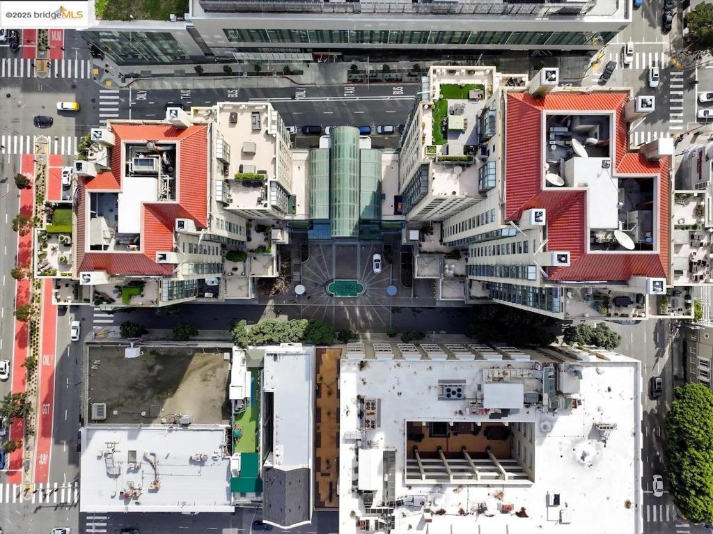 CIVIC CENTER - Residential