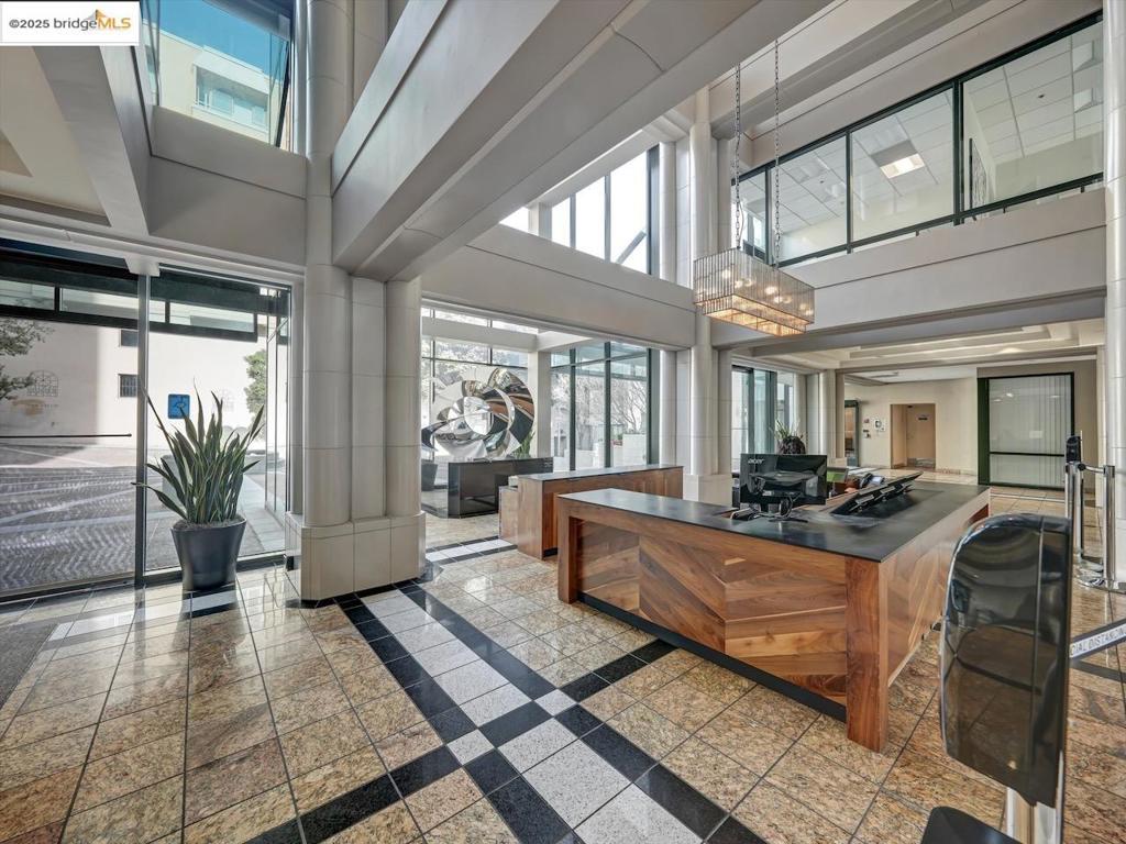 CIVIC CENTER - Residential