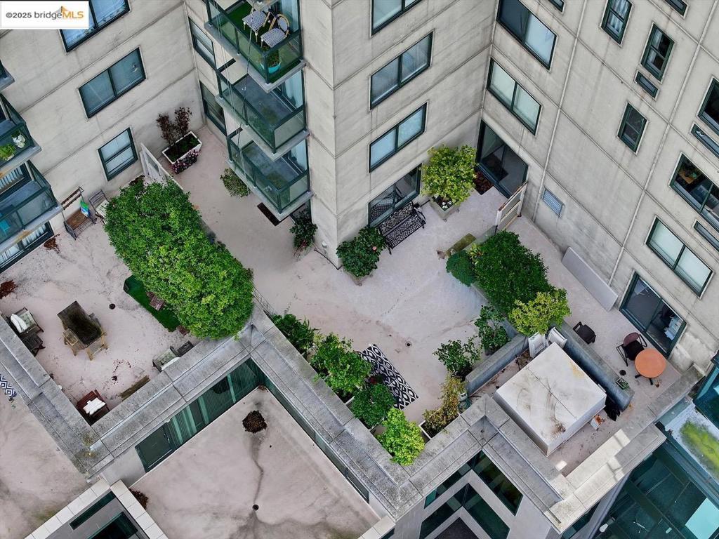 CIVIC CENTER - Residential