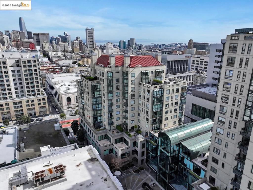 CIVIC CENTER - Residential