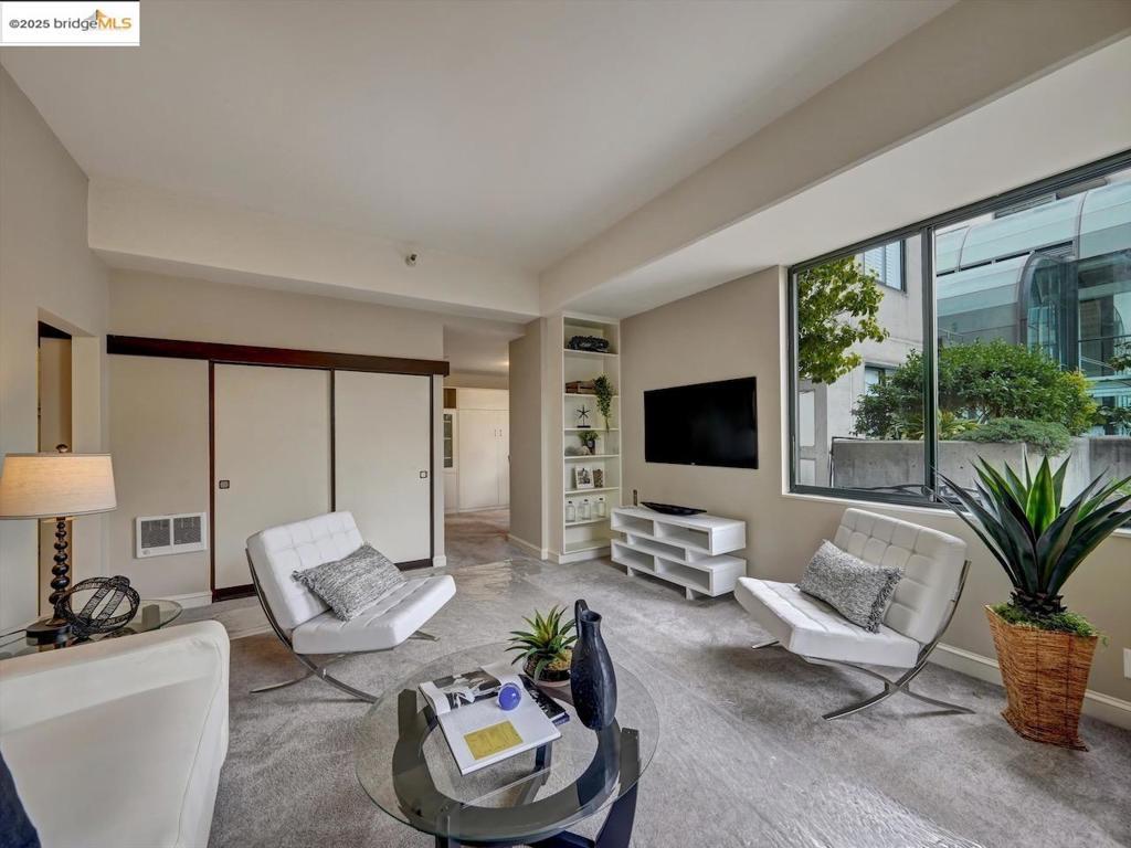 CIVIC CENTER - Residential