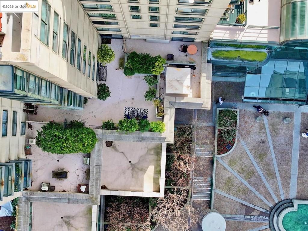 CIVIC CENTER - Residential