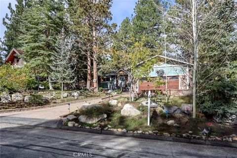 Photo of 427 Dorset Dr, Big Bear City, CA 92314 (MLS # IG26079177)