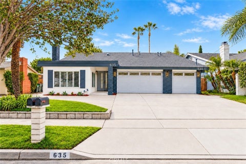 Photo of 635 Plumer ST, Costa Mesa, CA 92627 (MLS # OC26229551)