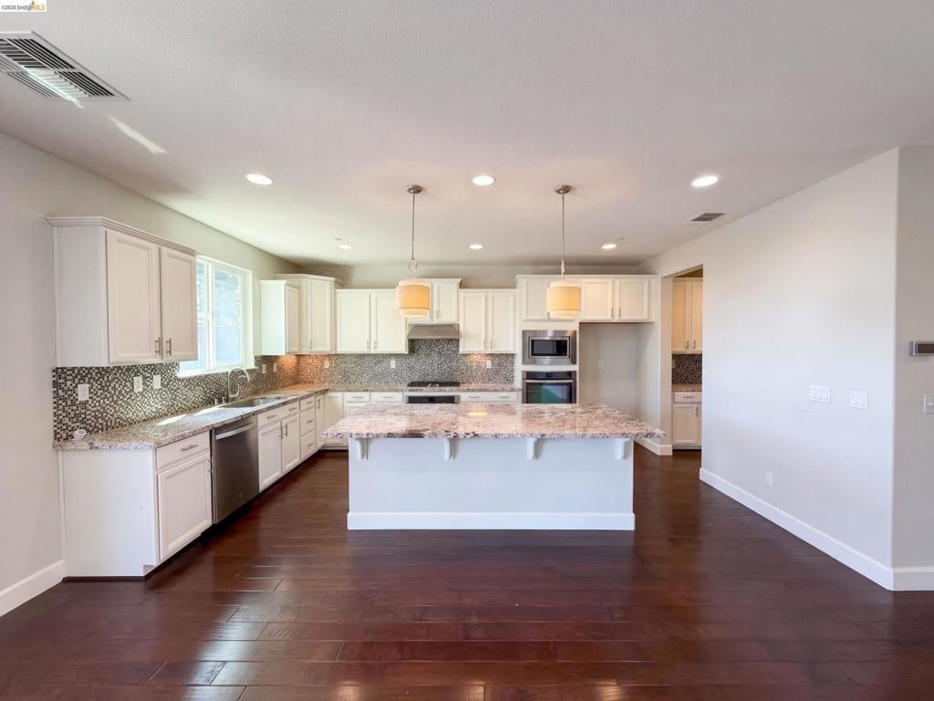 2359 Hancock Dr