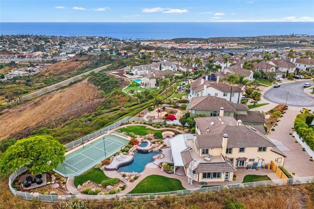 Photo of 2001 Via Aguila, San Clemente, CA 92673 (MLS # OC26121325)