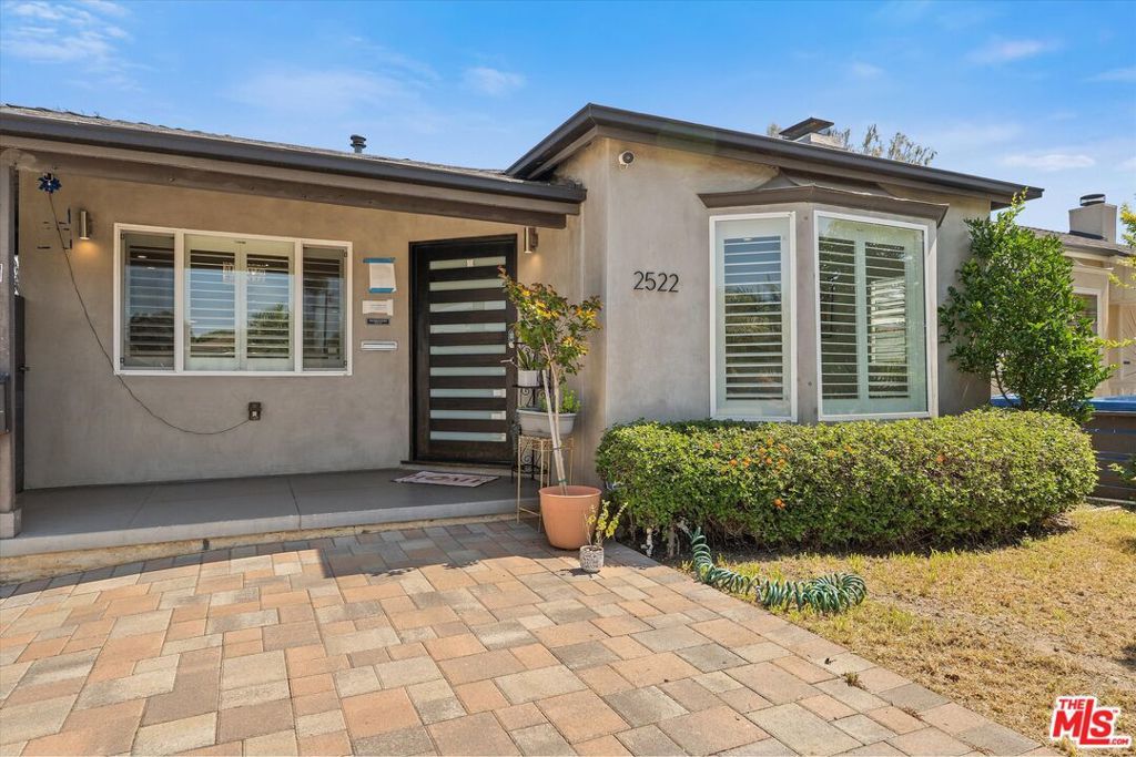 Photo of 2522 S Bundy Drive, Los Angeles, CA 90064 (MLS # 26701267)