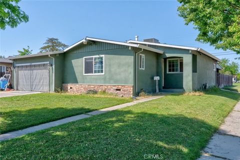 Photo of 2399 3rd St, Atwater, CA 95301 (MLS # MC26092481)