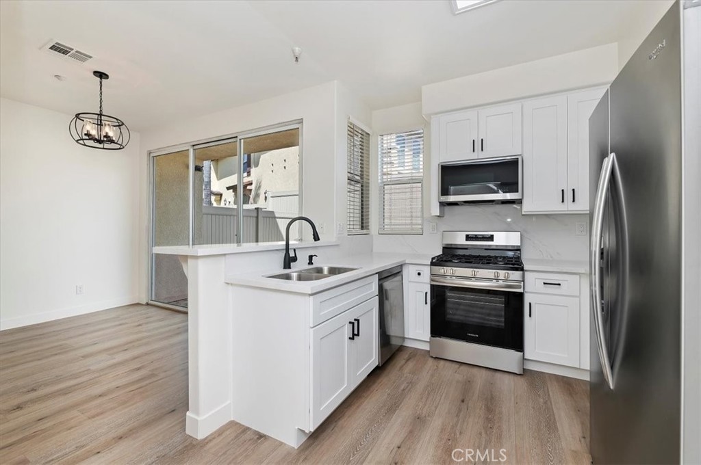 39224 Anchor Bay E