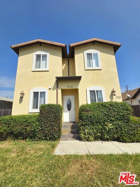 Photo of 1719 W 39th Place, Los Angeles, CA 90062 (MLS # 26670329)