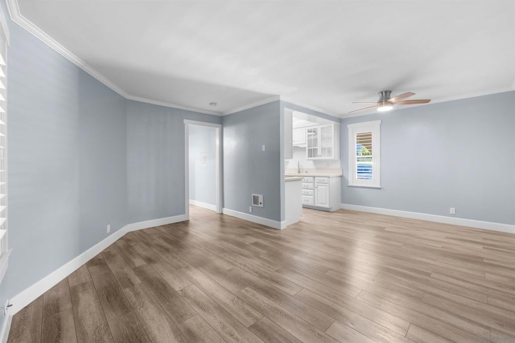 1740 Roosevelt APT B