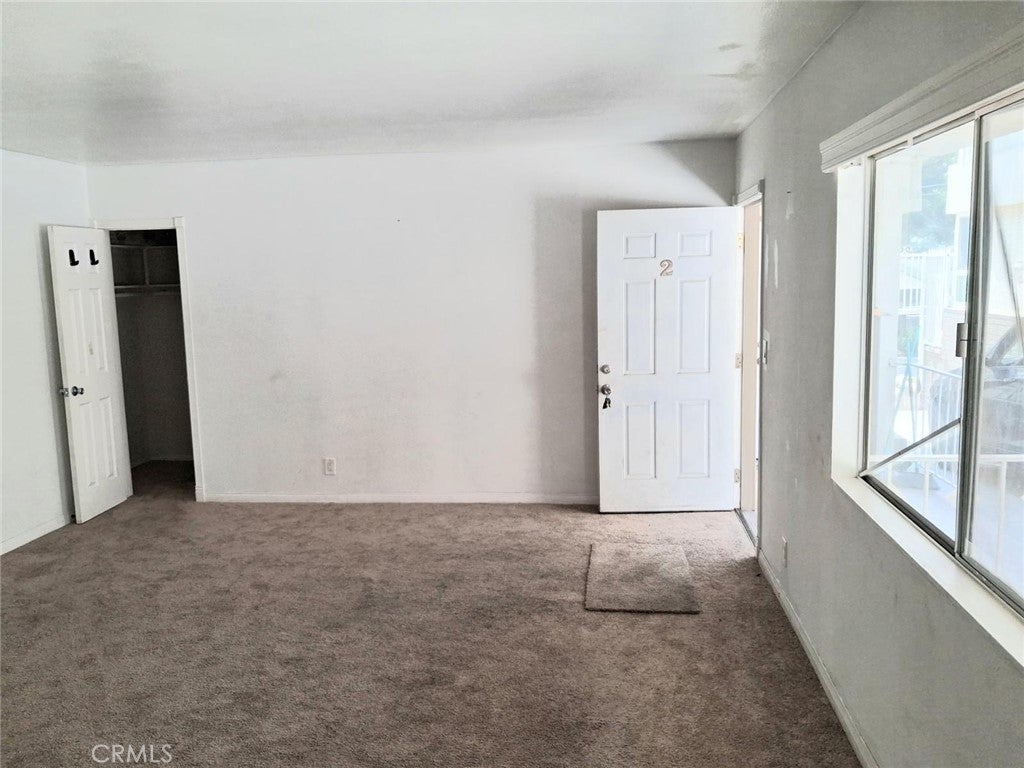 563 E Hazel 2