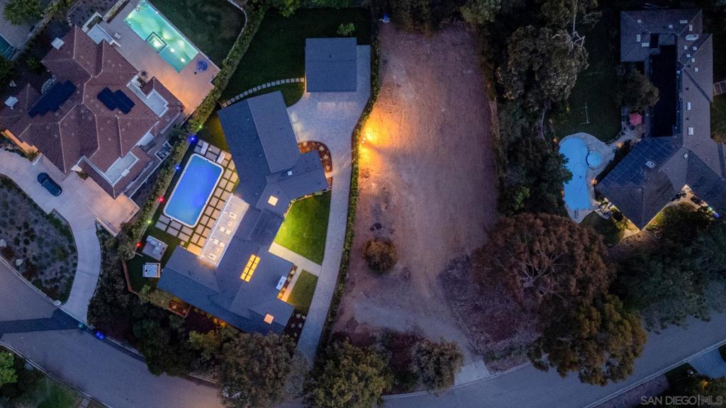2975 Woodford Drive