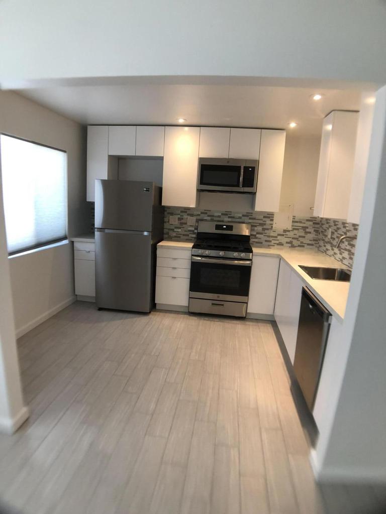4086 E Calle De Carlos
