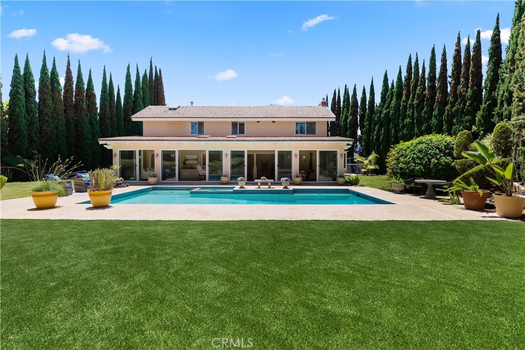 6971 Garden Circle