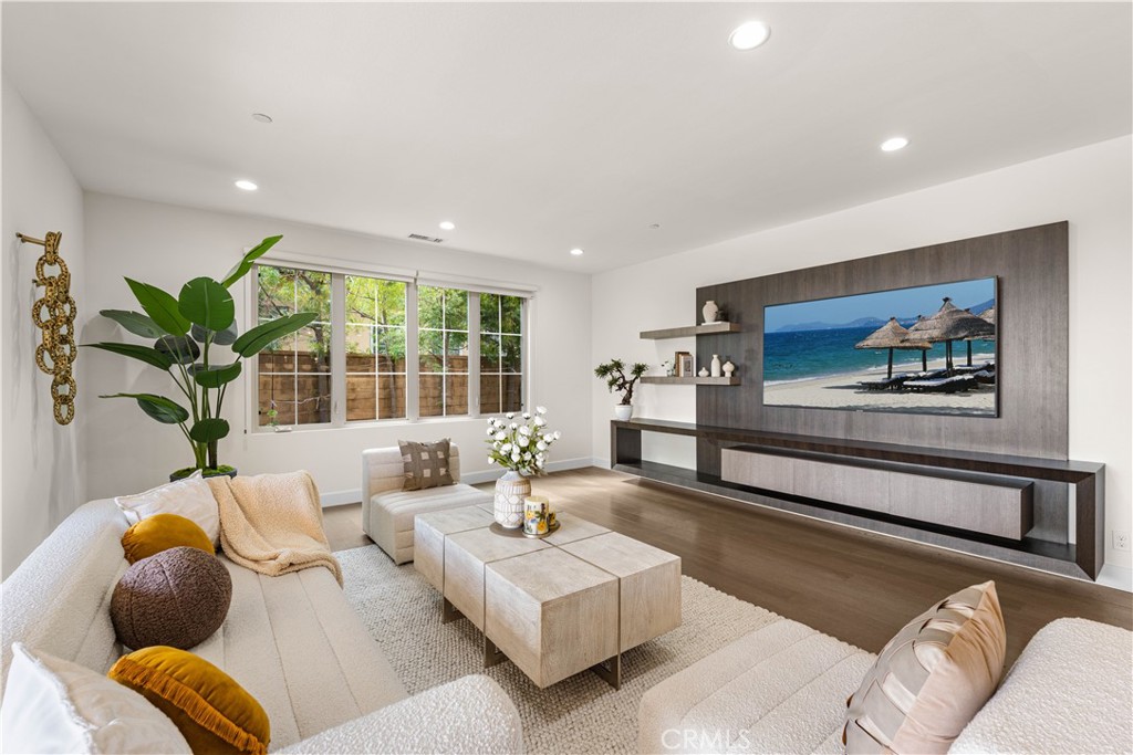 139 Sunset, Irvine CA 92602 - Photo 6