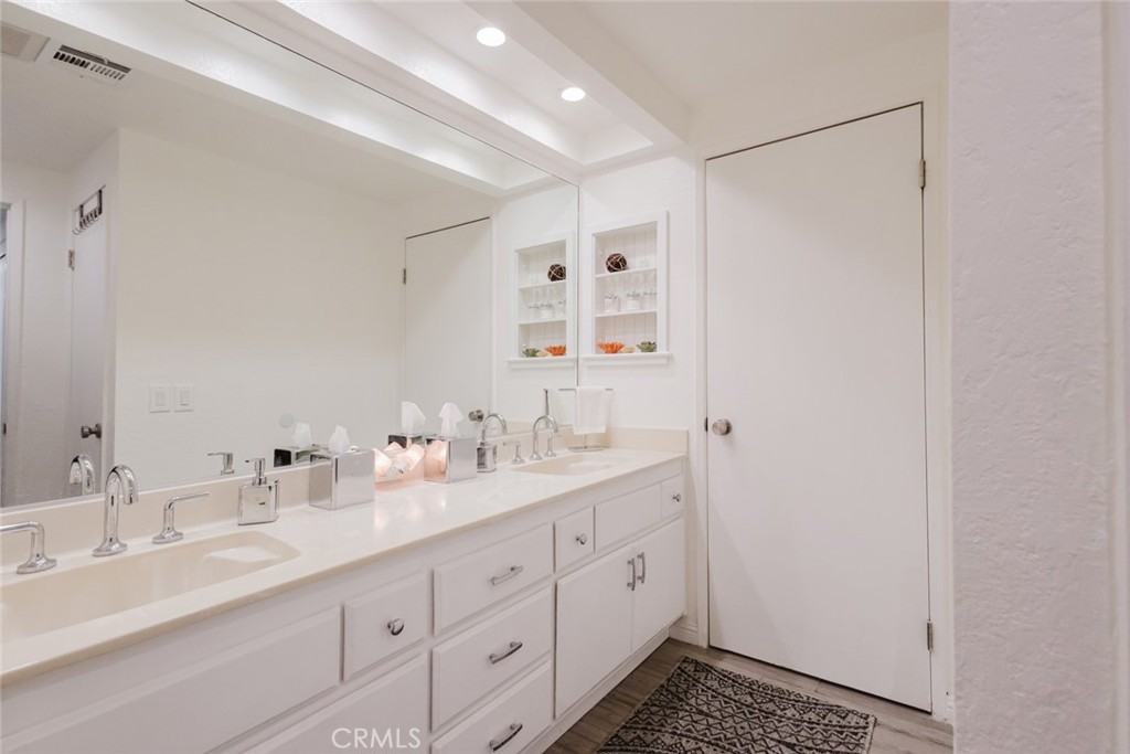 Tahquitz Creek Golf Course (33508) - Residential