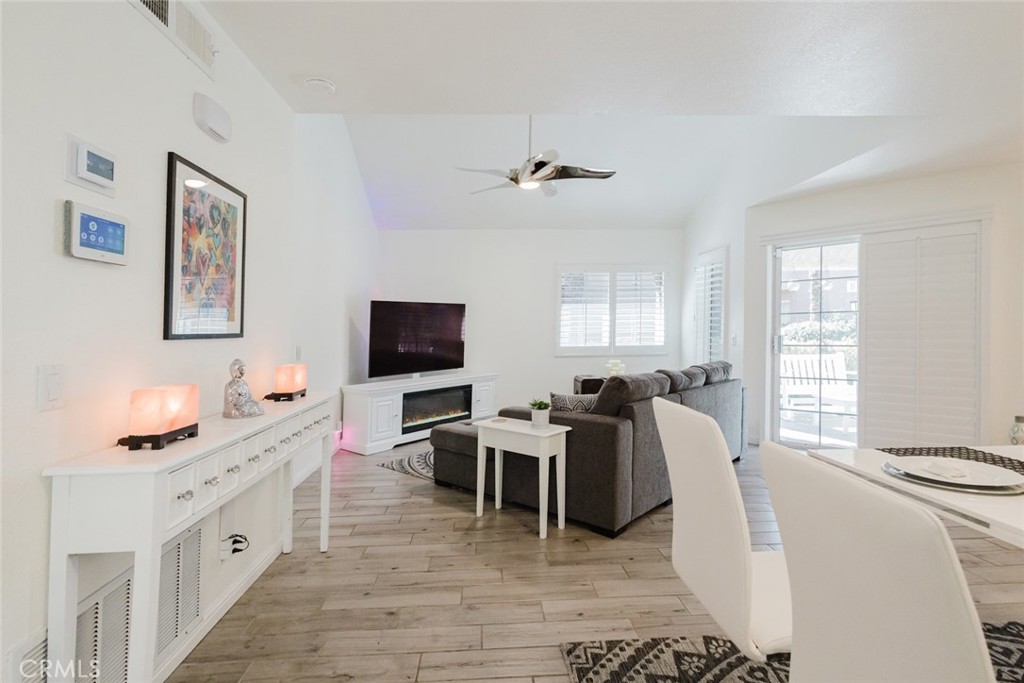 Tahquitz Creek Golf Course (33508) - Residential