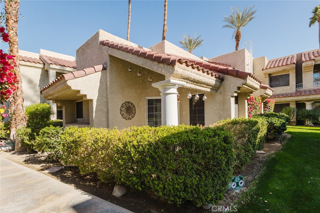 Tahquitz Creek Golf Course (33508) - Residential