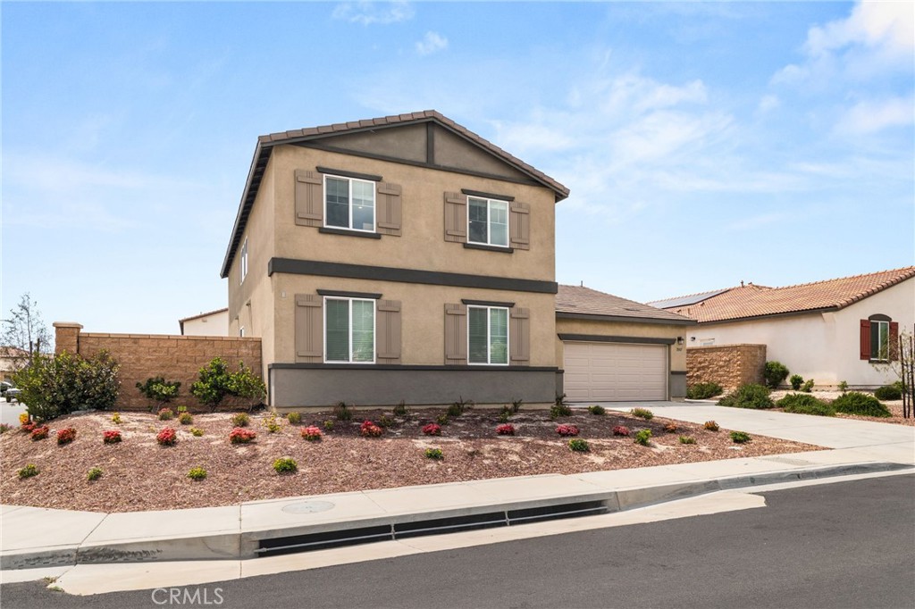 Properties 1 3557 W Seco