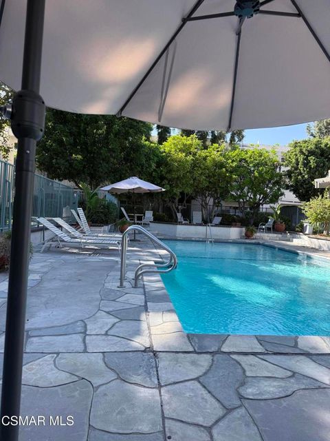 Photo of 20134 Leadwell Street #374, Winnetka, CA 91306 (MLS # 225005913)