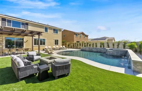 MLS: OC26109274