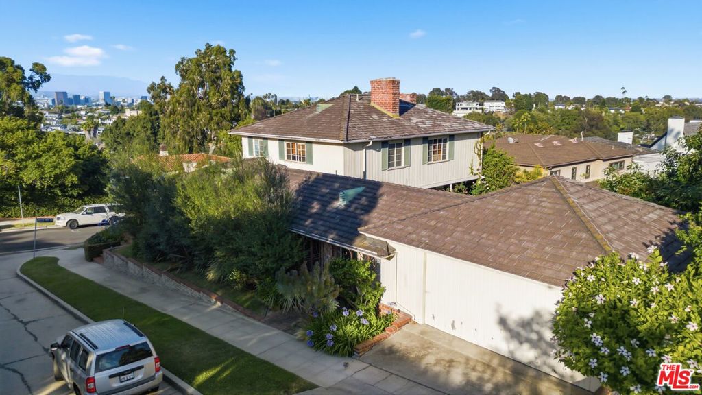 2751 Monte Mar Terrace