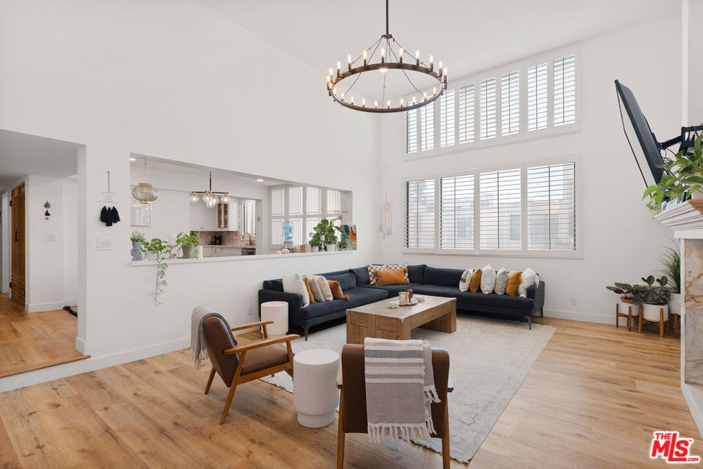 Photo of 14521 Benefit Street #307, Sherman Oaks, CA 91403 (MLS # 25622397)