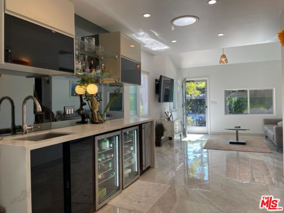 425 Sunridge Street, Playa Del Rey CA 90293