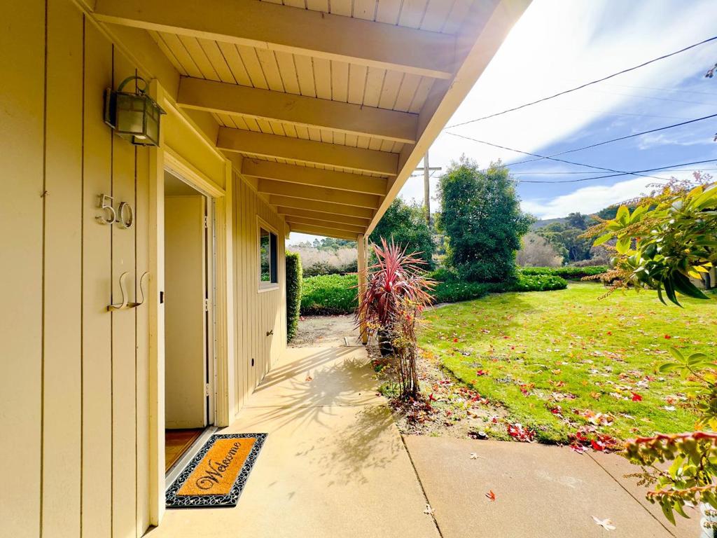 Desirable one bedroom one bath end unit on the Berm. Unparalleled views of the greenbelt from the large double paned picture in the living room. Bosch laundry machines inside and updated bathroom.