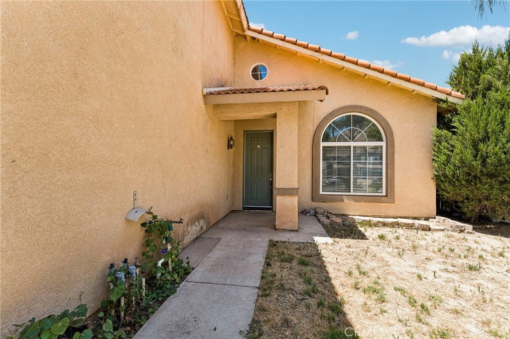 1592 Western Village Drive