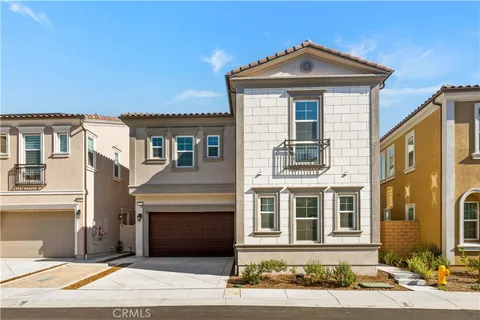 MLS: TR26079834