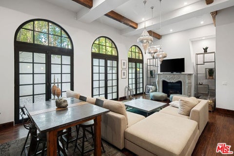 Photo of 11937 W Sunset Boulevard #8, Los Angeles, CA 90049 (MLS # 26993247)
