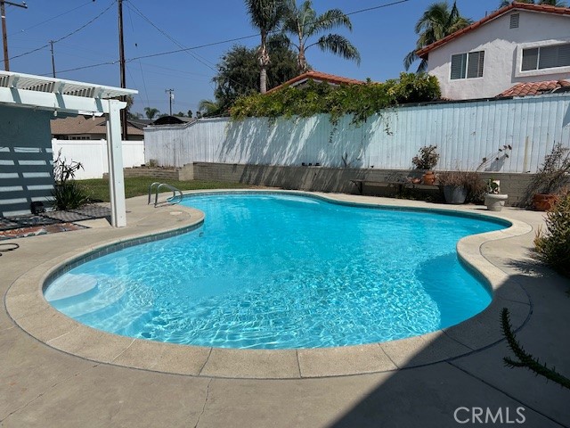 1230 Lynwood Street
