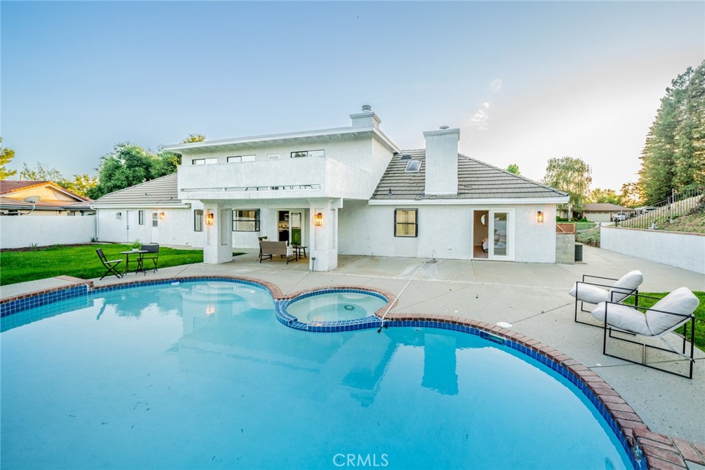 13627 Scenic Crest Drive