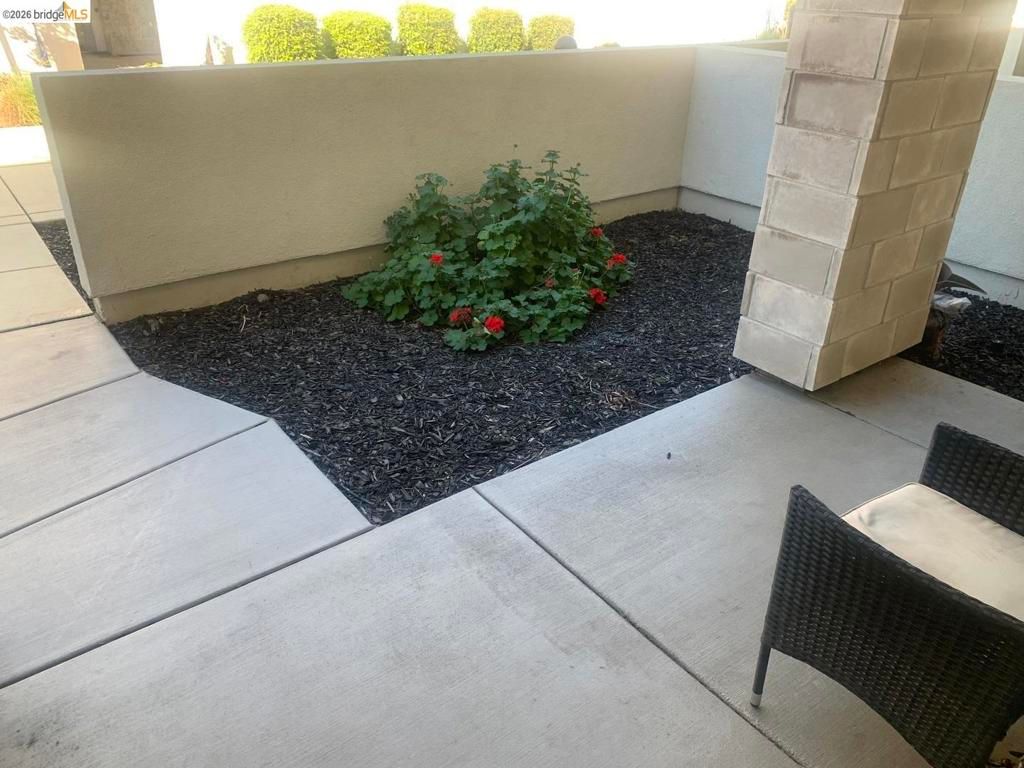 Photo of 3068 Windwalker WALK Walk, Sacramento, CA 95833 (MLS # 41127263)