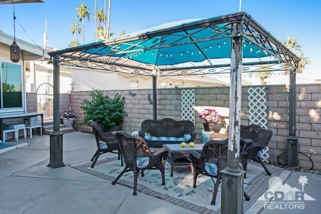 Blue Skies - Manufactured In Park