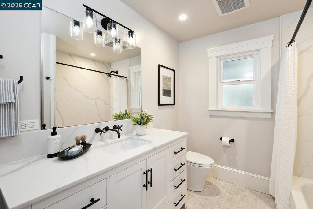 ROCKRIDGE - Residential