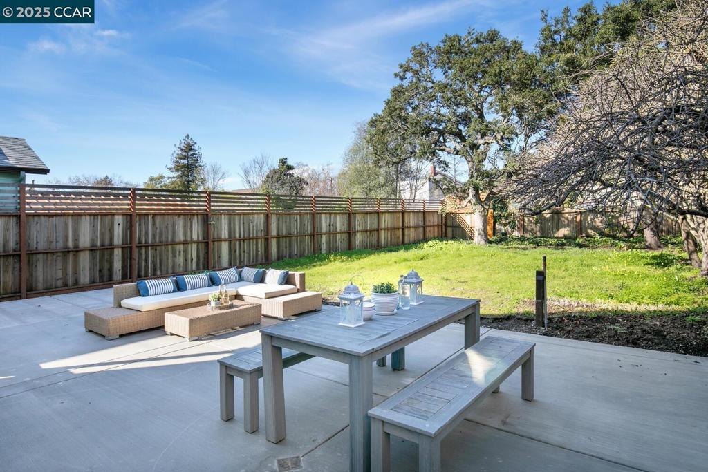 ROCKRIDGE - Residential