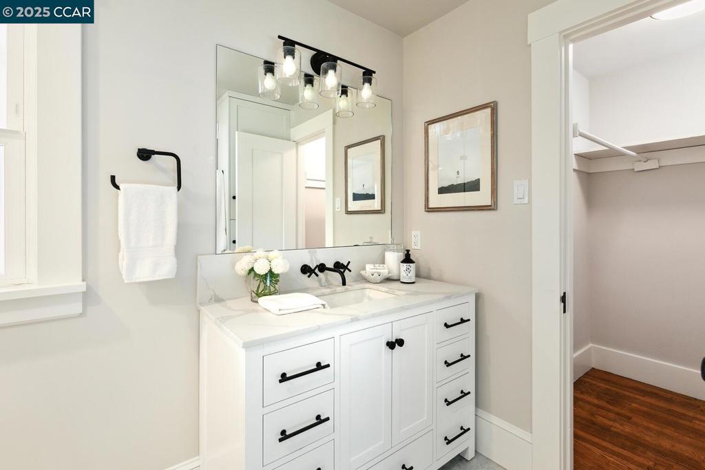 ROCKRIDGE - Residential