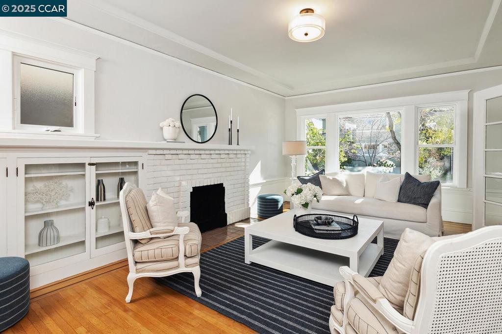 ROCKRIDGE - Residential